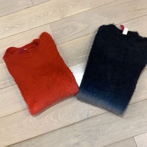 ❣️Universal Fashion❣️Bundle of 2 ombré sweaters ❣️❤️great quality and very warm